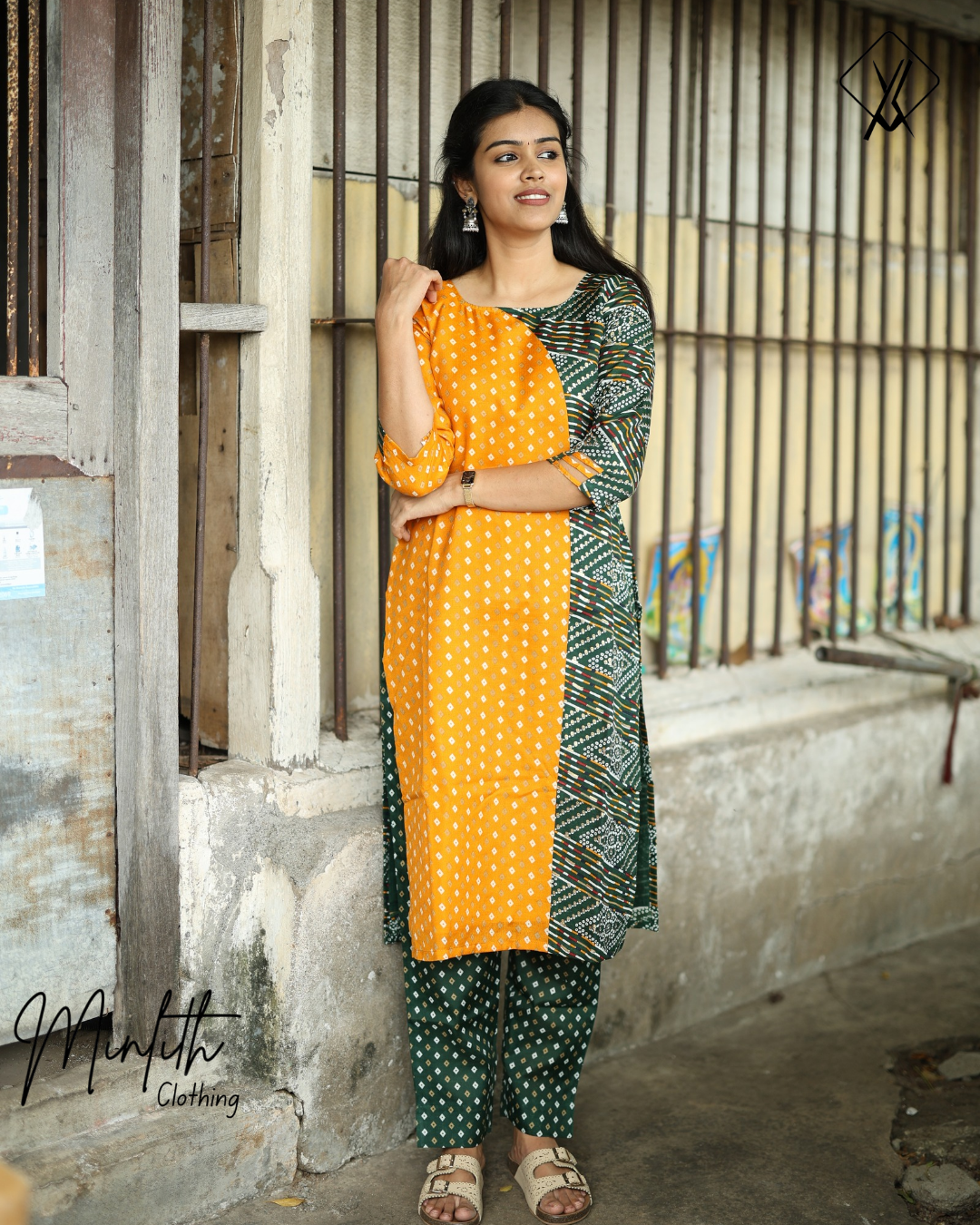 SUNY -Dot And Cross Pattern Kurti Set
