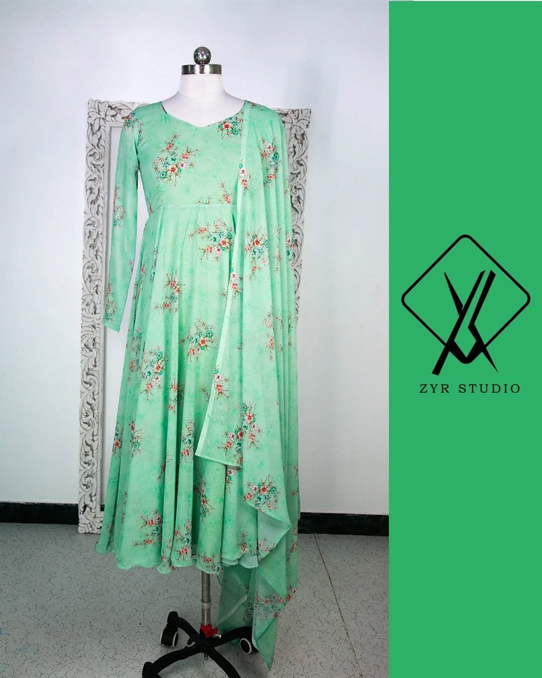 AYLA- Floral Georgette Anarkali with Shawl