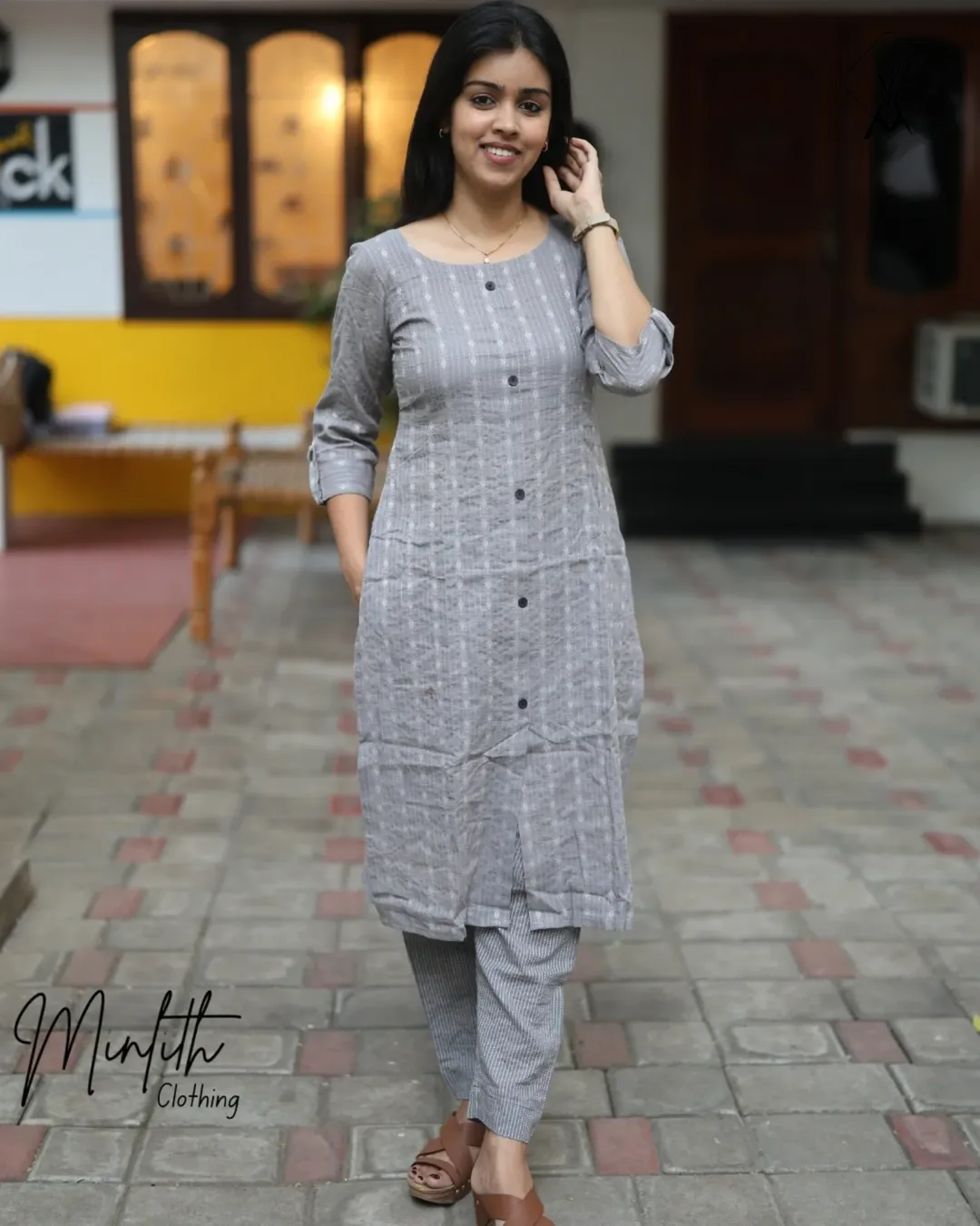 AMORA - Simple And Elegance Cotton Kurti Set
