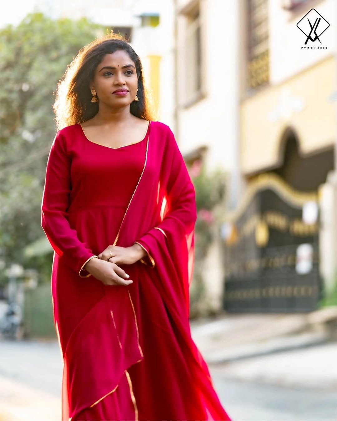 SARA- Geogette Anarkali Lace with Shawl ( Magenta )