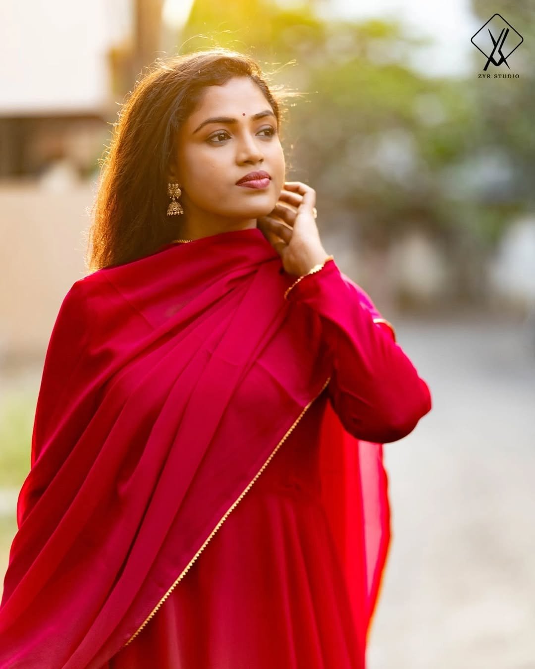 SARA- Geogette Anarkali Lace with Shawl ( Magenta ) - Image 5